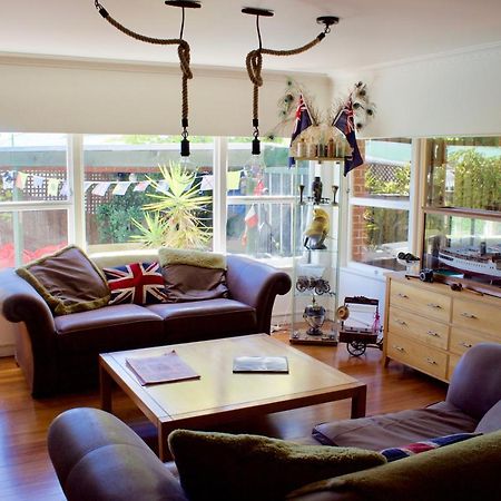 Driftwood House Bed And Breakfast Nelson Exterior foto